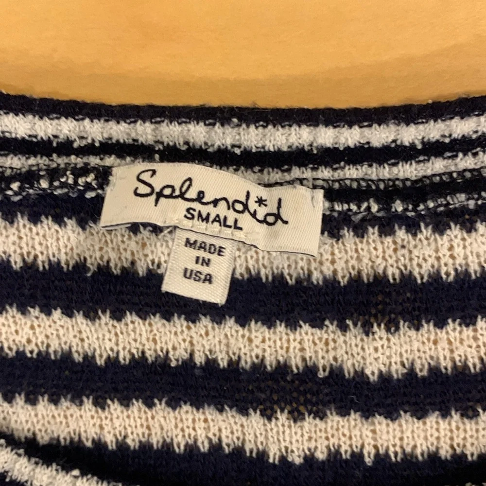 Splendid size S top - Picture 2 of 5